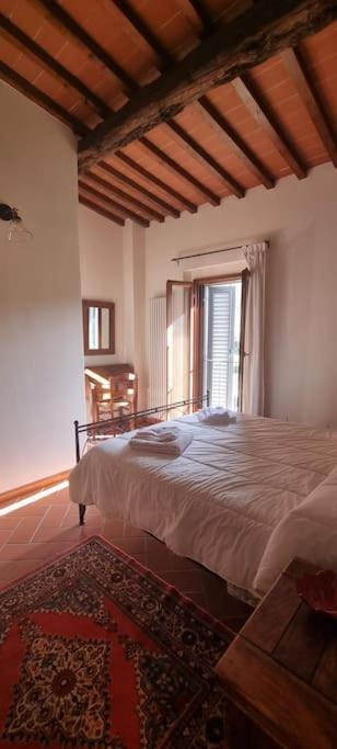 Holiday home Fienile Panoramico Nel Chianti *